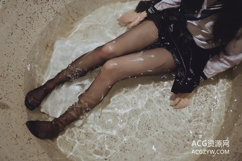 小璐sake写真图集：共3套-ACG资源网